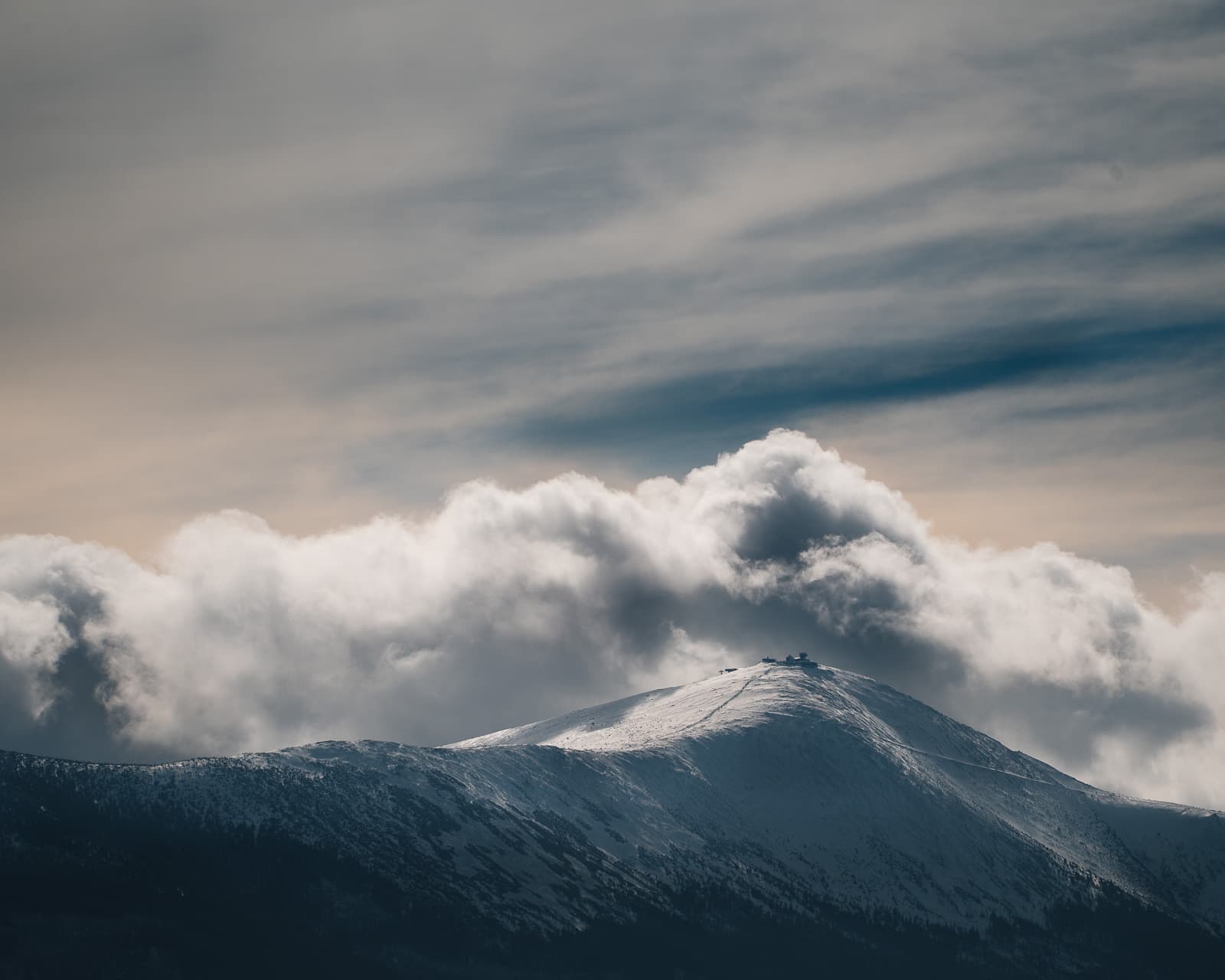 Śnieżka mountain landscape